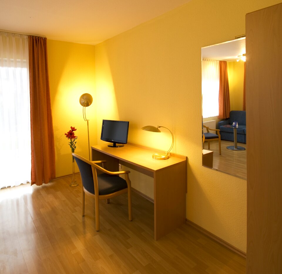 Decoration table inside
