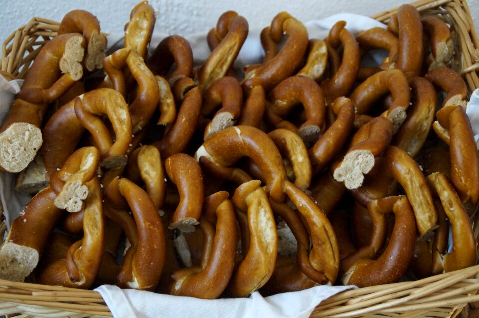 Southern germany pretzel halves basket