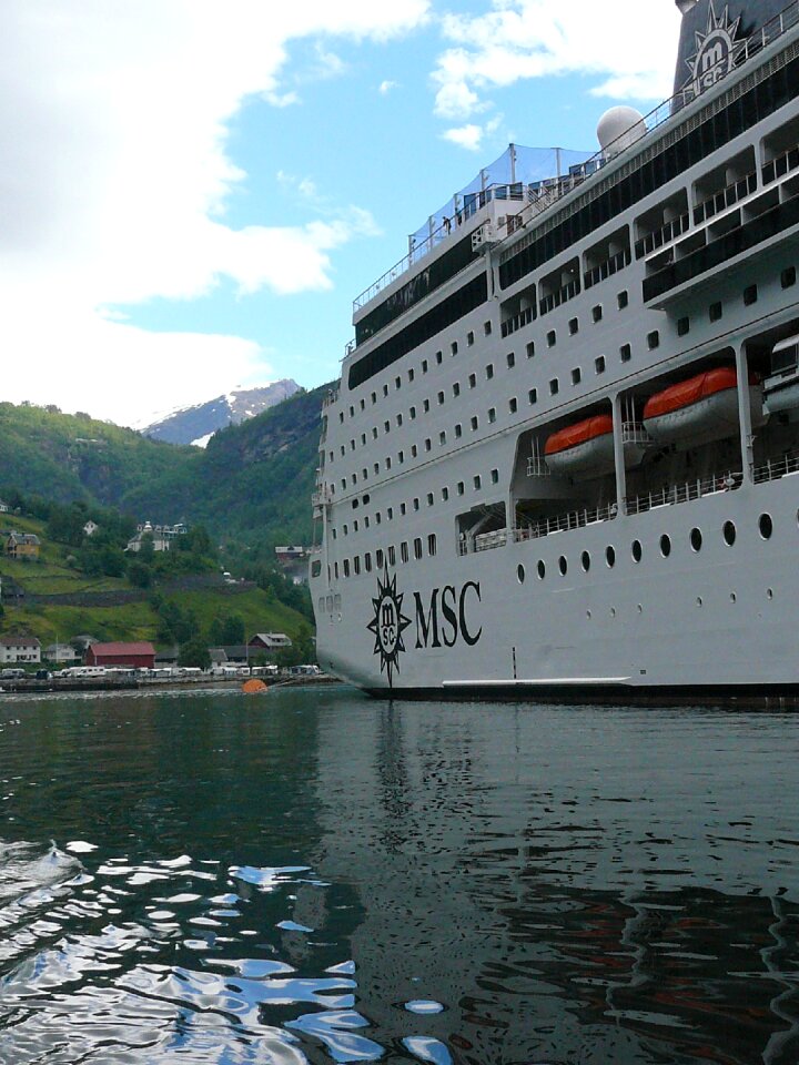 Ship cruise ship large