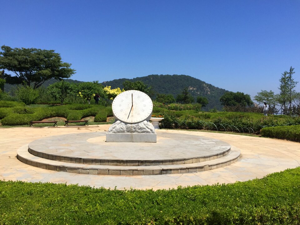 Sundial ocean plaza yun time