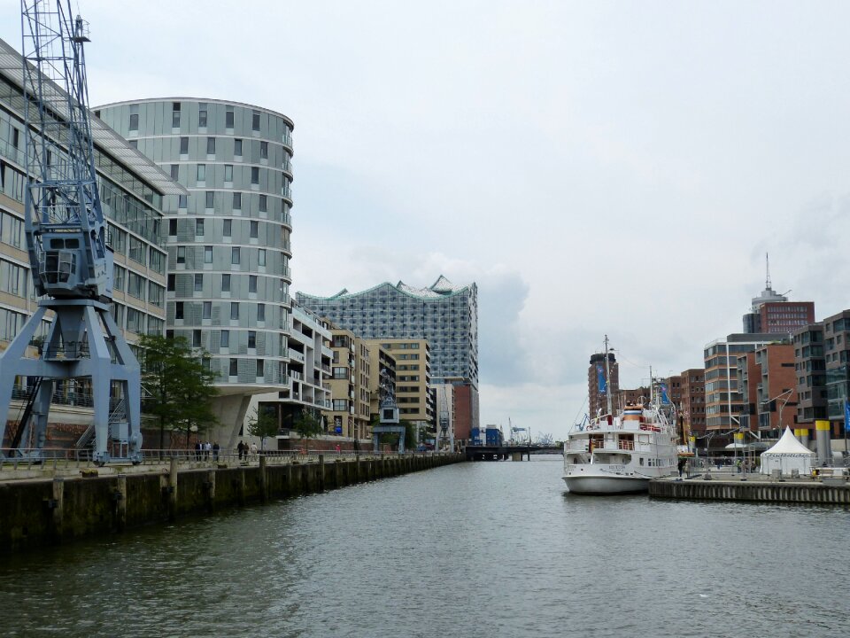 Harbour city city building