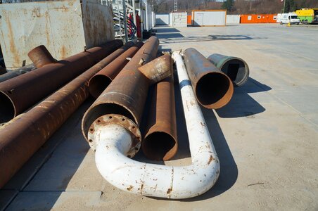 Drilling rig tube shale gas