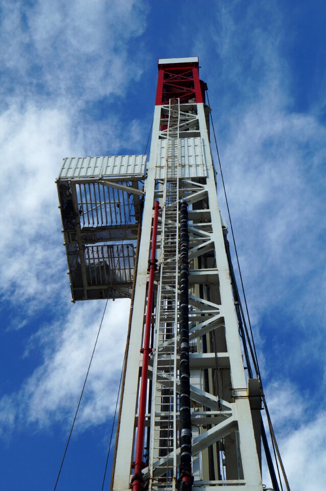 Gas oil rig drilling rig