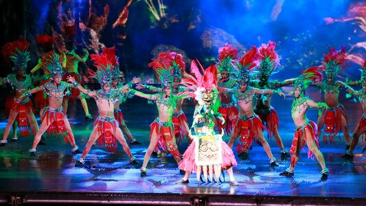 Aboriginal people performance concert