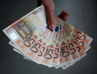 Holding money notes