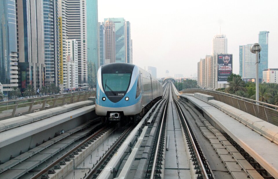 Transport arab emirates public transport