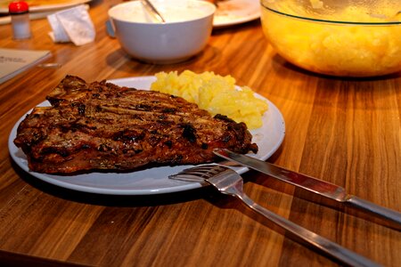 Grill t-bone steak potato salad