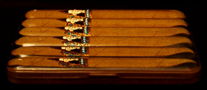 Package smoking tobacco