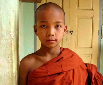 Buddhism burma child photo