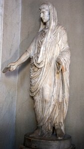 Statue ancient times italy photo