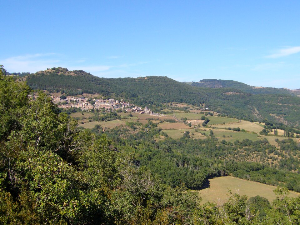 France hills village