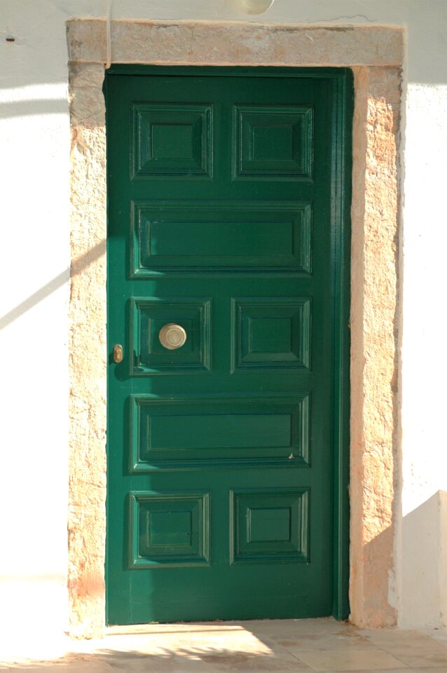 Input gate house