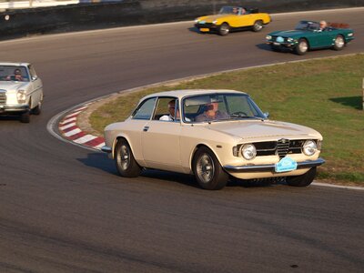 Oldtimer race circuit photo