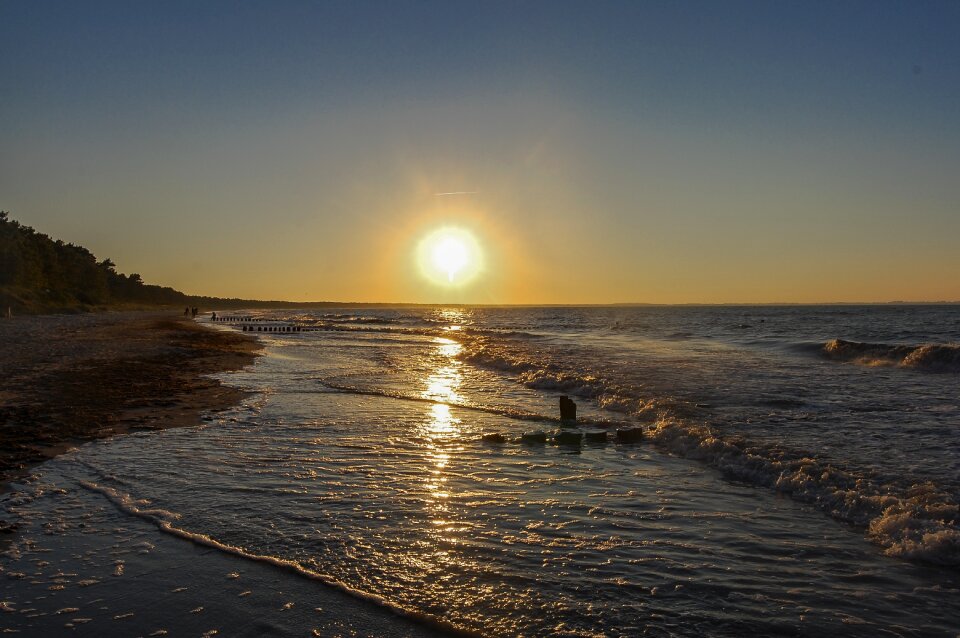 Romance mirroring backlighting