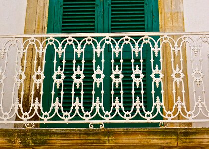 Pattern steel grate