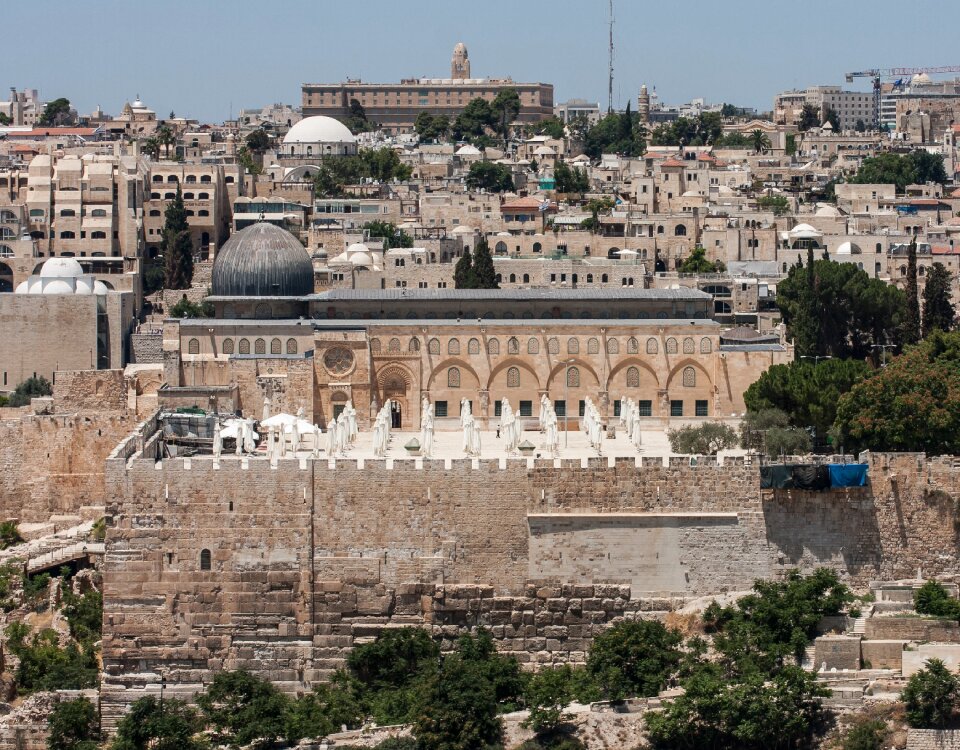 Israel temple architecture