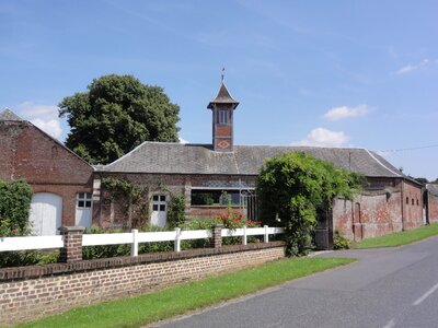 Homestead building street