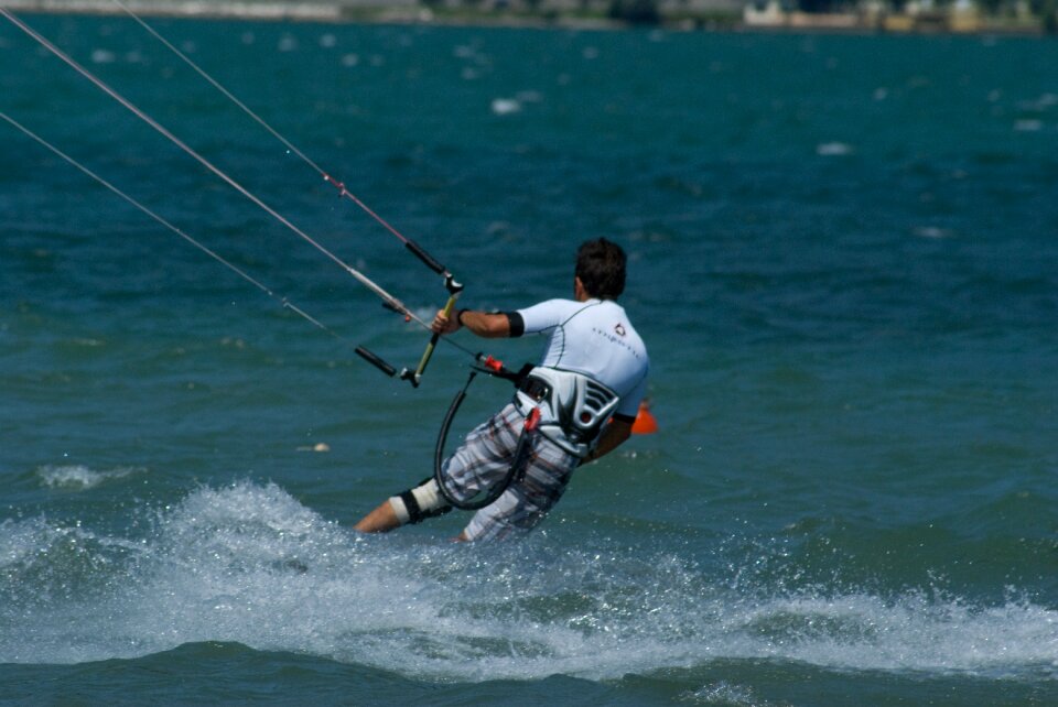 Kitesurf water sports lake