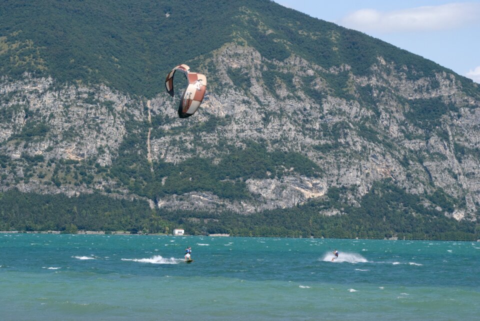 Kitesurf water sports lake