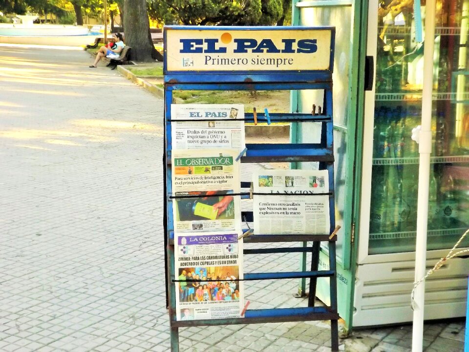 Uruguay news kiosk