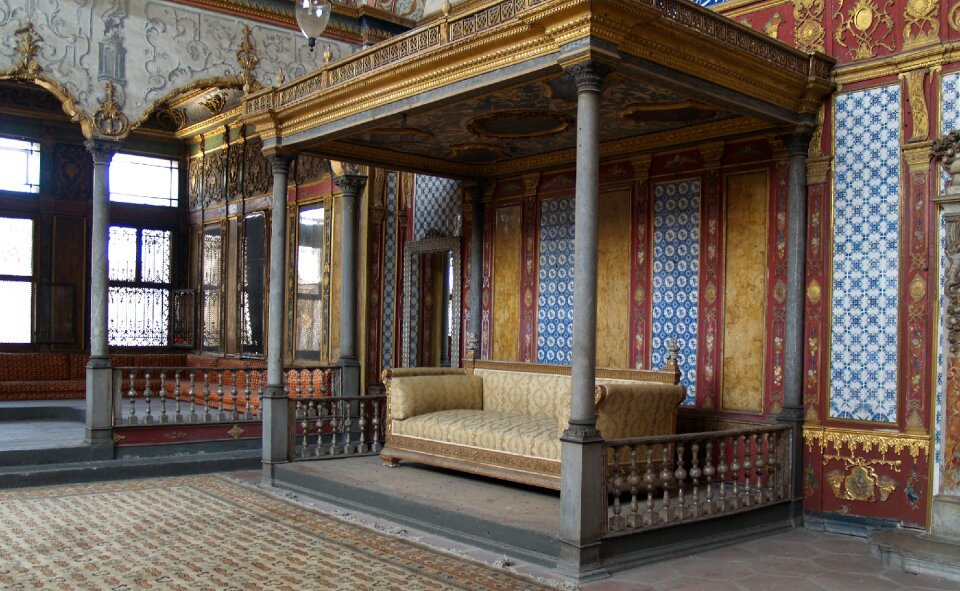 Istanbul harem bed