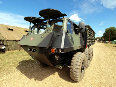 Military vehicle show