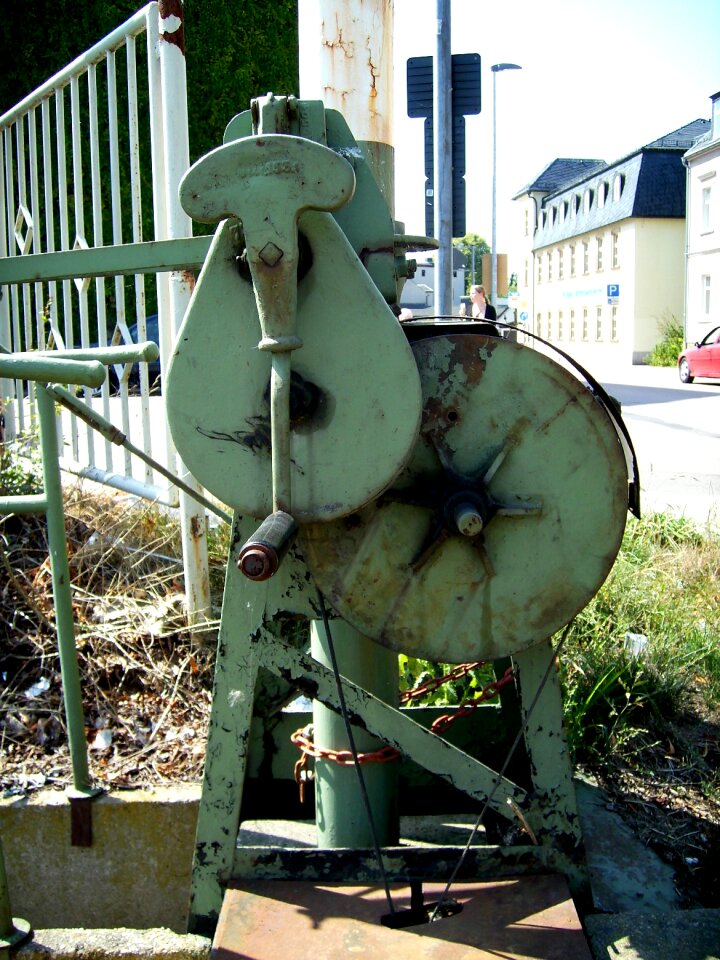 Open lock street old