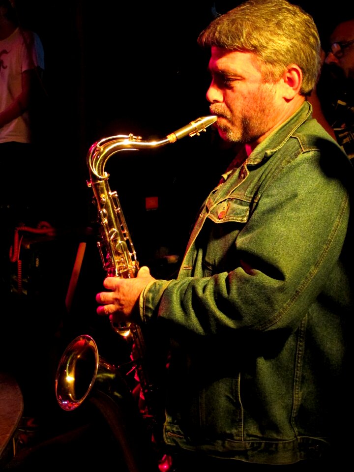 Instrument jazz performance