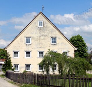 House building old