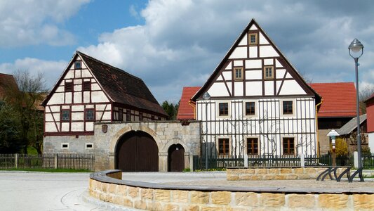Monument houses buildings