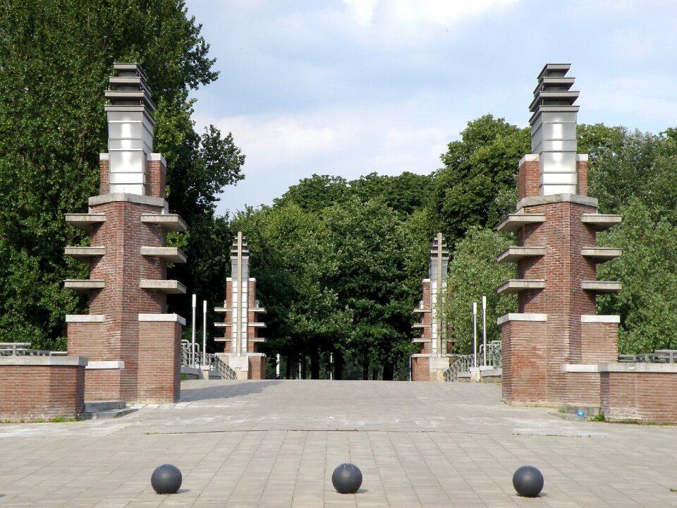 Belgium crossing way