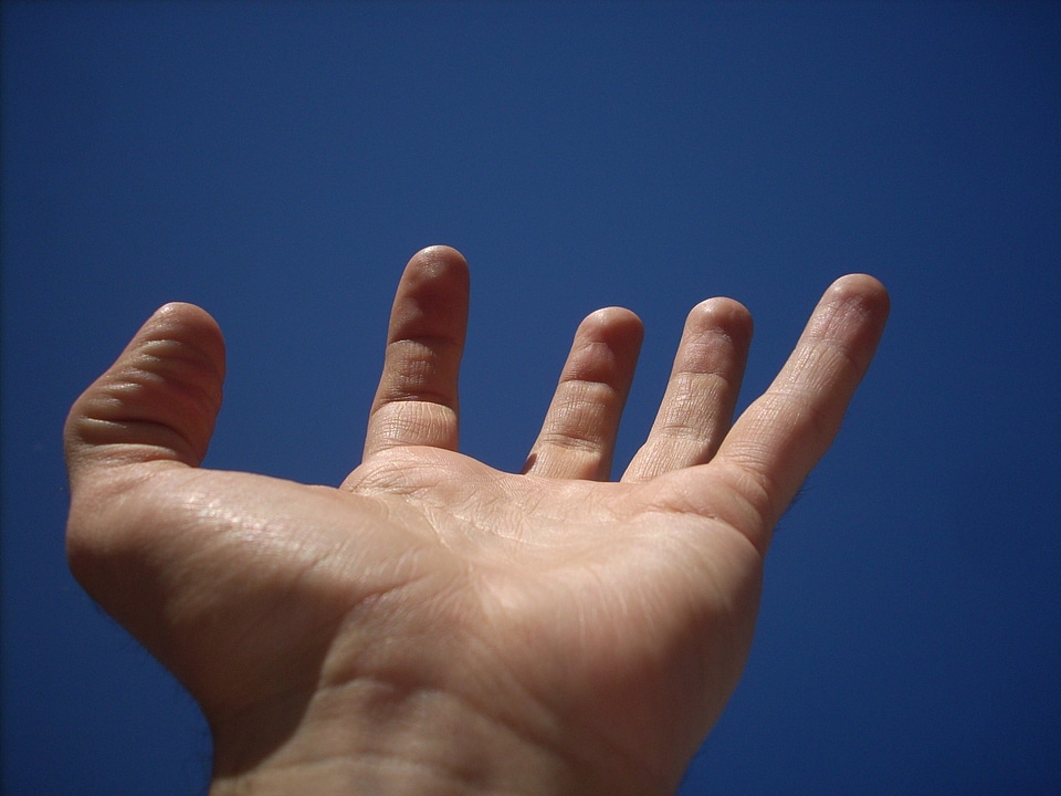 Sky fingers hands