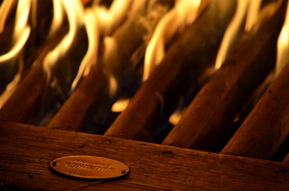 Matches burns burn