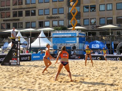 Web championship sand