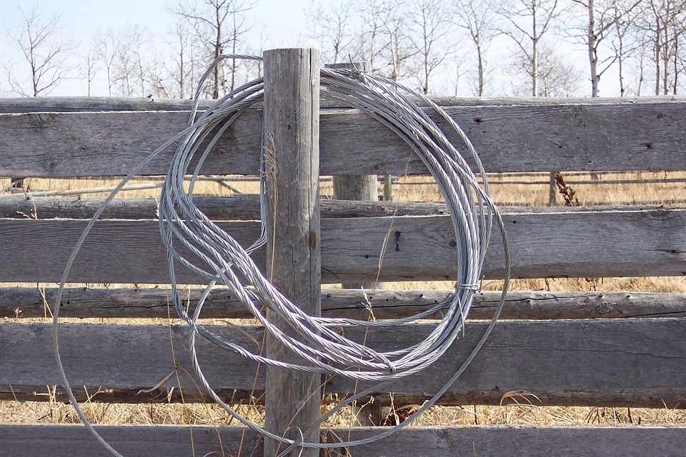 Country wire rural