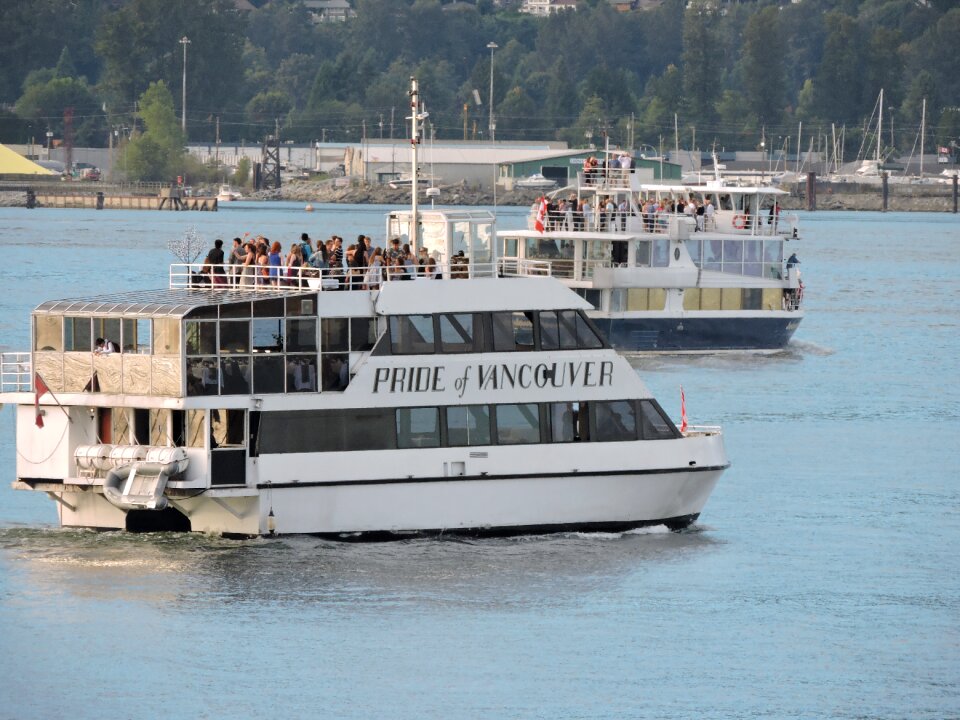 Ocean summer ship