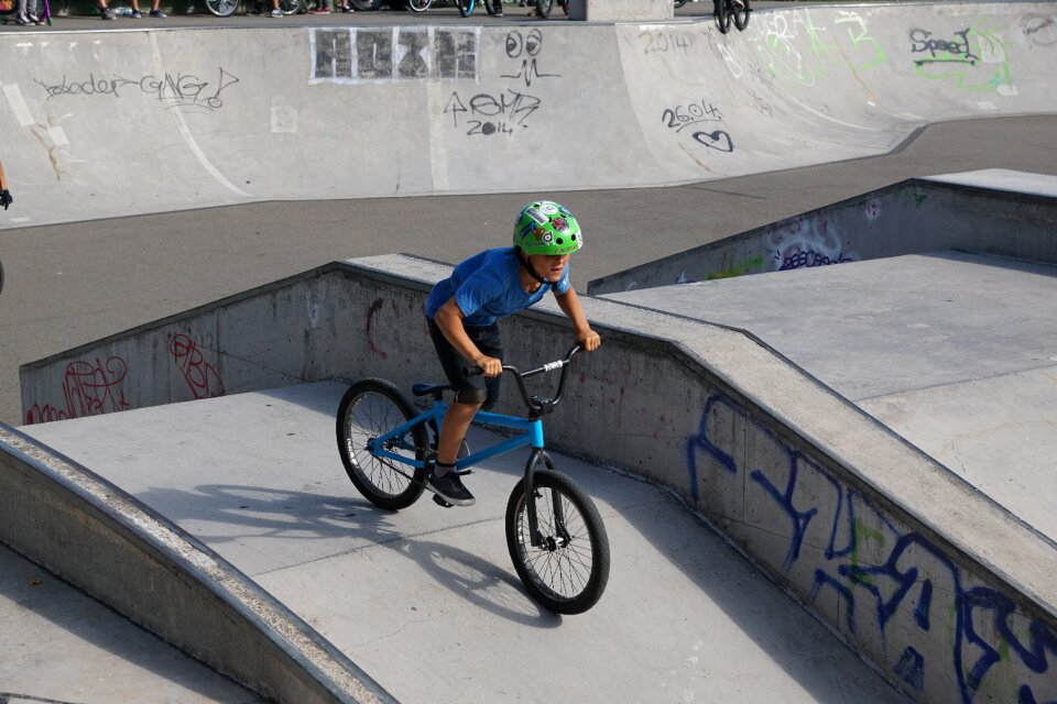 Drive two wheeled vehicle boy