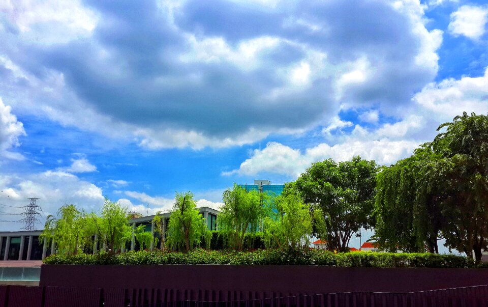 Outdoor day atmosphere
