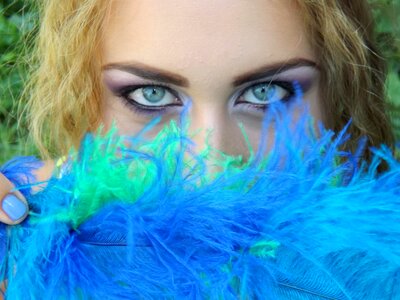 Green feather gene
