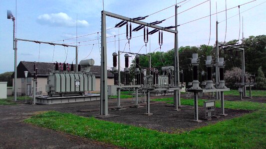 Power line electricity current conducting