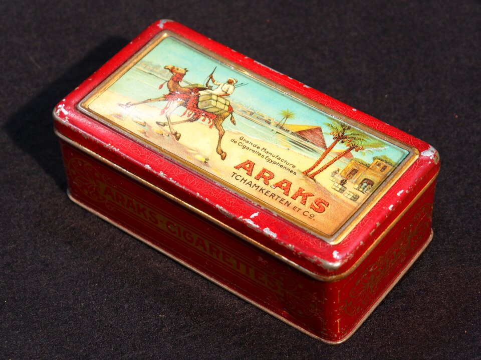 Old packaging dutch