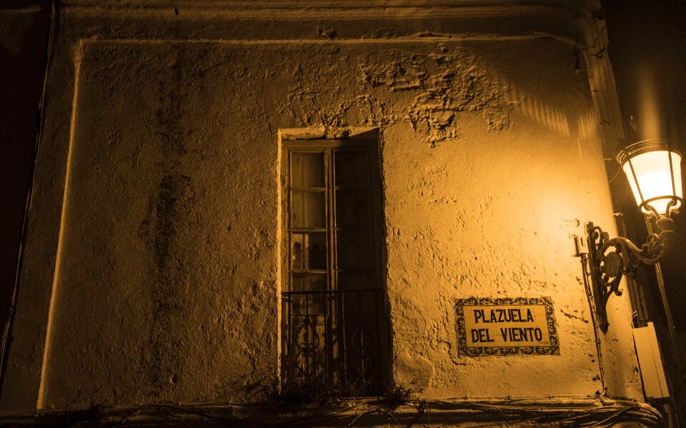 Lantern light rate