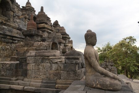 Sculpture temple asia photo