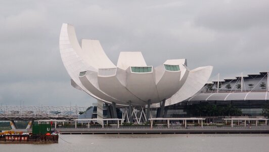 Art and science singapore building photo