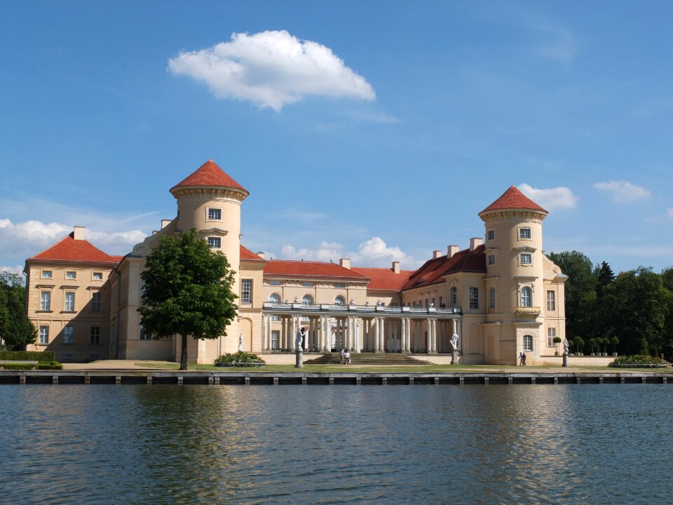 Brandenburg building lake