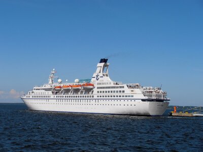 Tallinn cruise vessel
