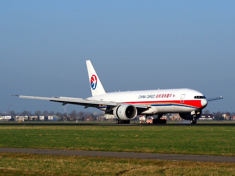 Airplane landing airport