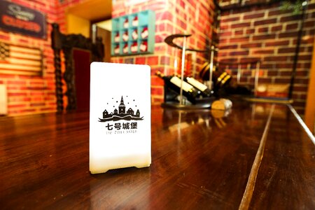 Villa party visiting cards