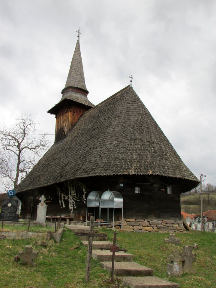 Crisana church wood