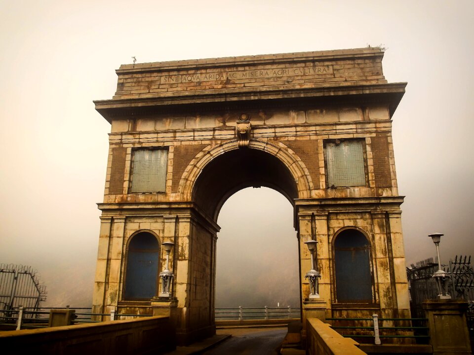 Entrance tunnel south africa